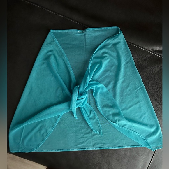 Swim Sarong Turquoise - Picture 1 of 3
